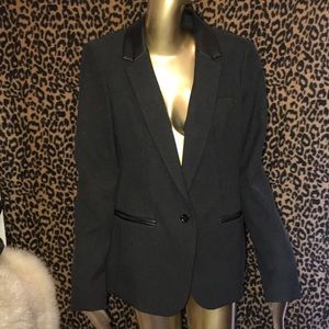 NWOT Banana Republic Blazer - faux leather detail